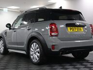 Mini Countryman COOPER 13