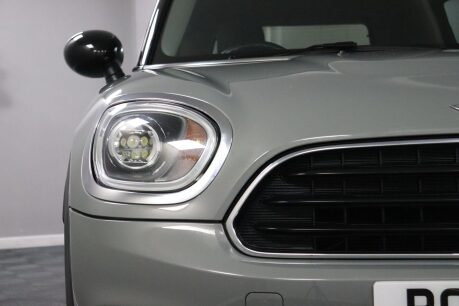 Mini Countryman COOPER 43