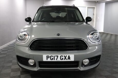 Mini Countryman COOPER 15