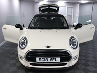 Mini Hatch COOPER 9