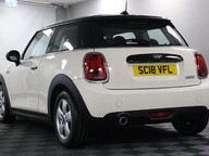 Mini Hatch COOPER 15