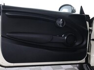 Mini Hatch COOPER 28