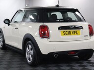 Mini Hatch COOPER 4