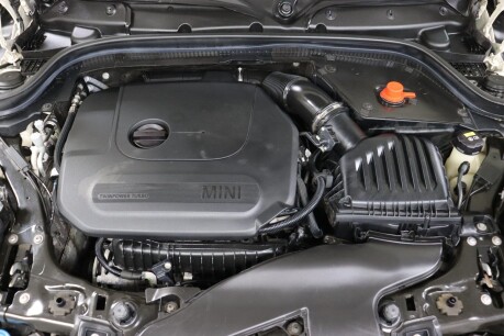 Mini Hatch COOPER 34