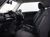Mini Hatch COOPER 39