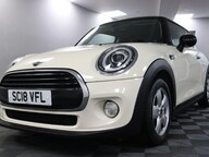 Mini Hatch COOPER 12