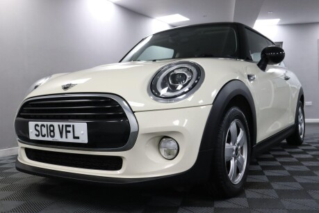 Mini Hatch COOPER 12