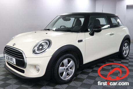 Mini Hatch COOPER 3