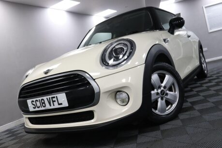 Mini Hatch COOPER 13
