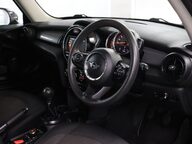 Mini Hatch COOPER 33