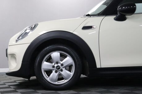 Mini Hatch COOPER 23