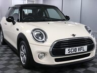 Mini Hatch COOPER 8