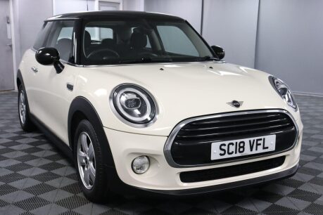 Mini Hatch COOPER 8