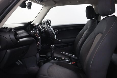 Mini Hatch COOPER 40
