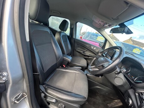 Ford Ecosport TITANIUM 27