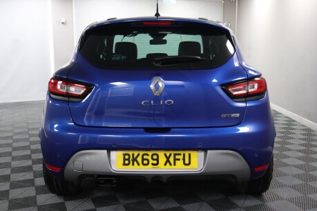 Renault Clio GT LINE TCE 8