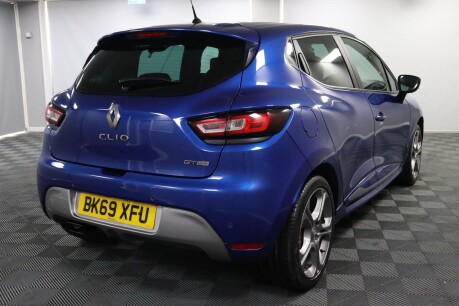 Renault Clio GT LINE TCE 11