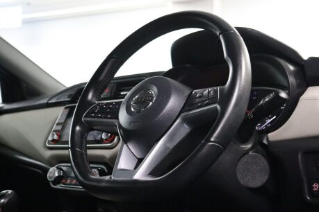 Nissan MICRA IG-T TEKNA 12