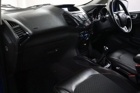 Ford Ecosport TITANIUM TDCI 34