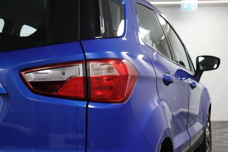Ford Ecosport TITANIUM TDCI 23