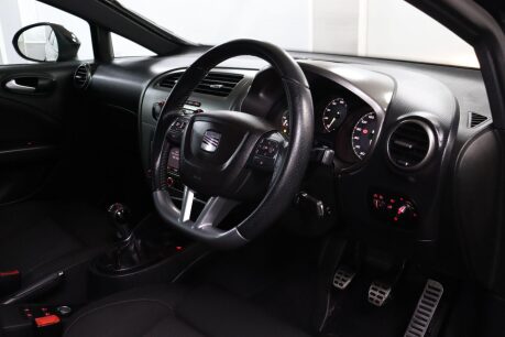 SEAT Leon CUPRA TSI 5