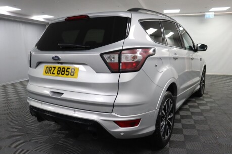 Ford Kuga ST-LINE TDCI 11