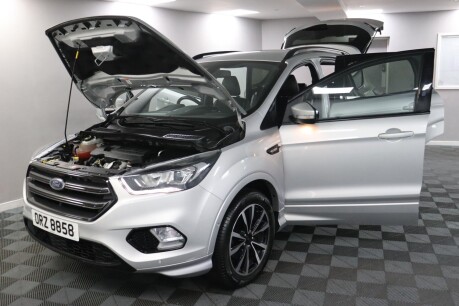 Ford Kuga ST-LINE TDCI 16