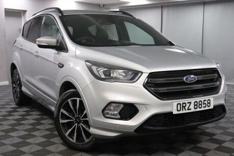 Ford Kuga ST-LINE TDCI 19