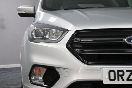 Ford Kuga ST-LINE TDCI 25