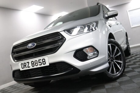 Ford Kuga ST-LINE TDCI 32