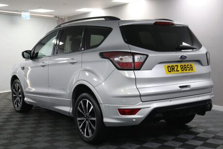 Ford Kuga ST-LINE TDCI 4