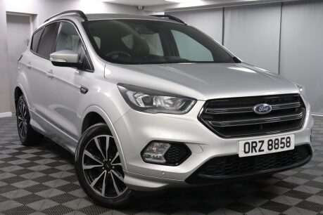 Ford Kuga ST-LINE TDCI 6
