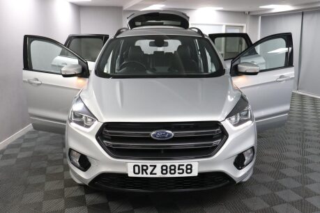 Ford Kuga ST-LINE TDCI 8