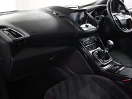 Ford Kuga ST-LINE TDCI 28