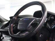 Ford Kuga ST-LINE TDCI 39