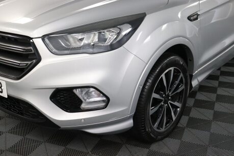 Ford Kuga ST-LINE TDCI 32