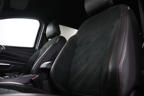 Ford Kuga ST-LINE TDCI 36
