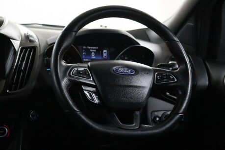 Ford Kuga ST-LINE TDCI 46