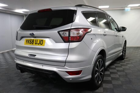 Ford Kuga ST-LINE TDCI 12