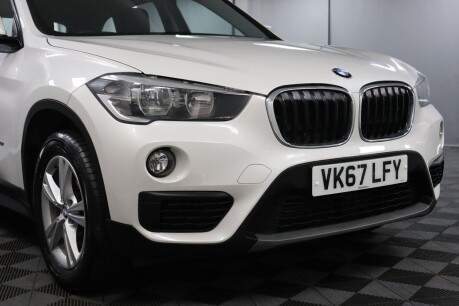 BMW X1 SDRIVE18I SE 24