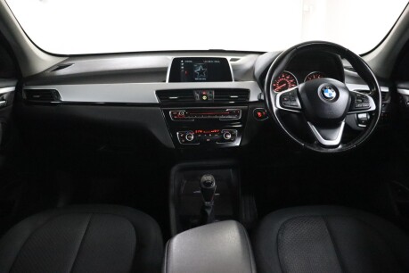 BMW X1 SDRIVE18I SE 40