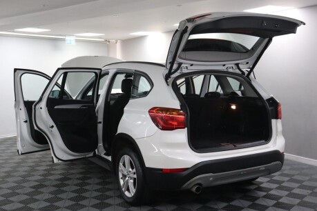 BMW X1 SDRIVE18I SE 21