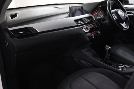 BMW X1 SDRIVE18I SE 35