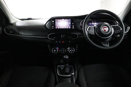 Fiat Tipo LIFE 38