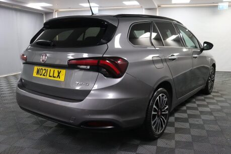 Fiat Tipo LIFE 11
