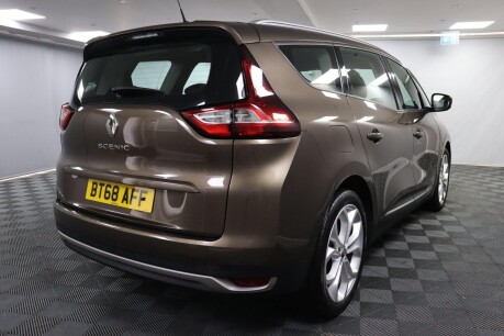 Renault Grand Scenic ICONIC TCE 11