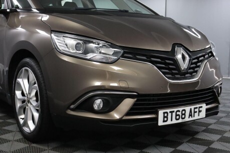 Renault Grand Scenic ICONIC TCE 24