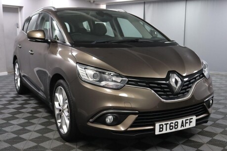 Renault Grand Scenic ICONIC TCE 30