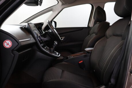 Renault Grand Scenic ICONIC TCE 44