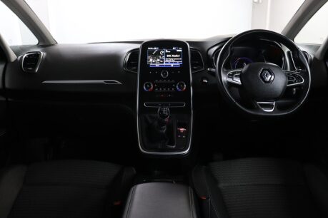 Renault Grand Scenic ICONIC TCE 41